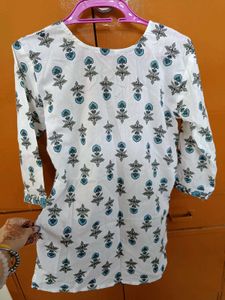 White Floral Print Kurta