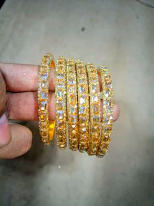 Premium Crystal Golden Bangles Set 4 Pe