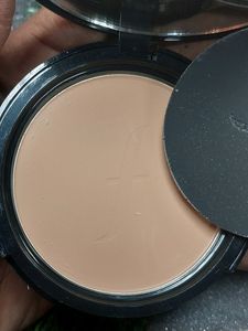Faces Canada Matte Vitamin E Compact