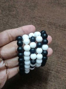 White Beaded Bracelet Combo (5)