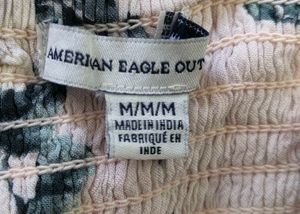 🌸American Eagle Floral Strapless Crop Top🌸