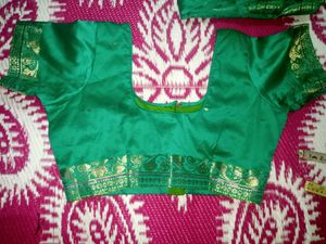 Saree With Blouse