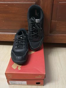 Puma Sneakers - Stylish & Comfy