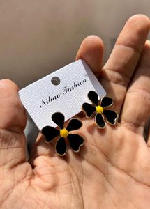 Korean Metal Flower Eaarrings