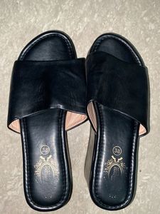 Black Slides Size 38