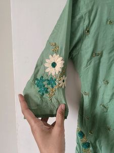 Embroidered Kurta with flared gharara 😍
