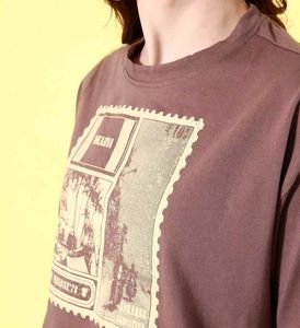 Printed extended sleeves Crop boxy Tshirt