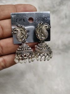 Oxidised Jhumki With White Pearl