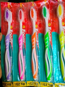 Set Of 5 Colourful 🪥 Toothbrush