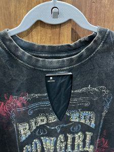 oversized vintage  Cowgirl T-Shirt with cutout 📻