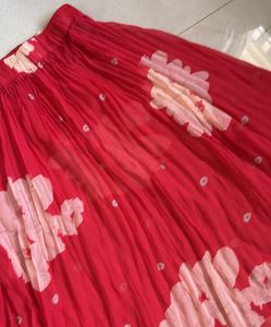 Floral Midi Skirt 🌸✨