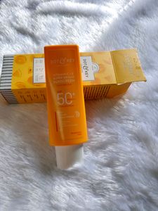 Dot &amp; Key Vitamin C Moisturizer and Sunscreen