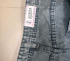 Grey Coloured Straight Pant