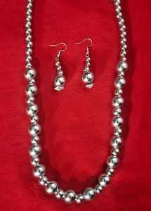 Pretty Necklace Set Good For Indowestern