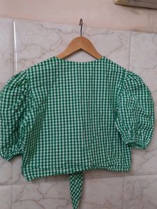 STYLE QUOTIENT CHECKED GREEN &amp; WHITE CROP TOP