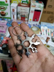 Snowflake Tool (18in1)