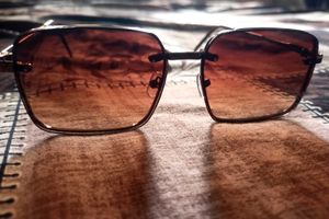 Women Sunglasses With Flexible Grip