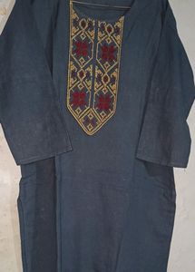 Women Grey Embroidered Kurti