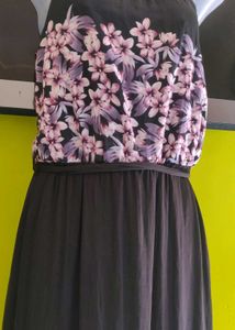 LONG BLACK GOWN/DRESS