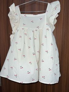 Off White Casual Top With Cherry Print 🍒