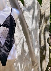 23.13.4 SEXY BLACK BODYSUIT