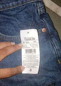 Distressed Wide Leg Jeans