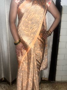 Beautiful crepe saree with blouse