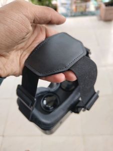 Irusu Monster VR with Remote Controller and Conductive Touch Button for VR Supported Smartphones(New Model) (Black)