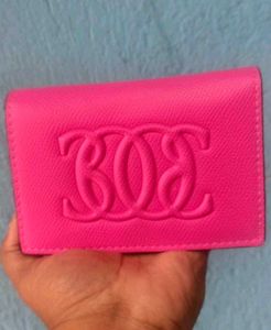 Oriflame Vanaty Wallet On Chain