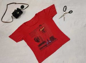 Unisex Red Round neck T-shirts