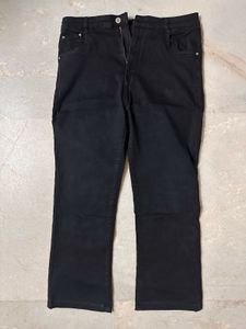 Stylish black and white womenswear Jeans - Versati
