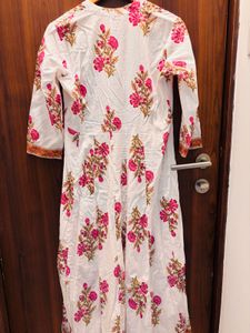 Floral Print White Kurti Set