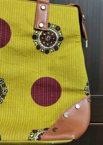 Handbag