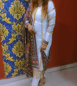 Beautiful White Dress L Size Available