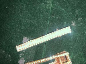 Pearl Hair Clips (Set of 2)