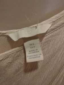 H&amp;M BEAUTIFUL CROP TOP