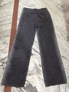 Straight+baggy Jeans