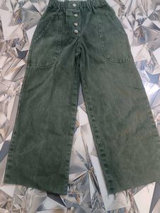 a new like straight pant