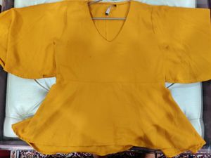 Zara Basic Peplum Top With Frilled Sleeves