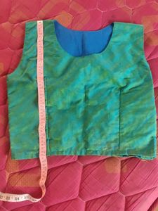 Green & Blue Sleeveless Crop Top