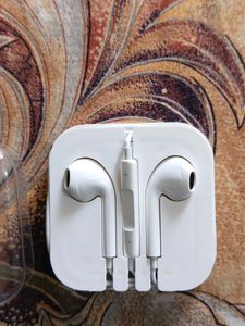 Apple Wired Earplugs | Headphones