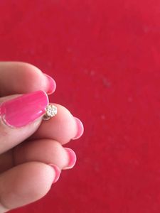 20 K Gold Single  Stone Nosepin Wth Screw