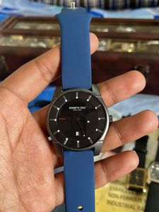 Kenneth Cole Quartz Analog watch With Date