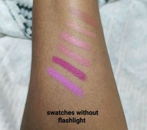She Loves - 6 Mini Lipsticks