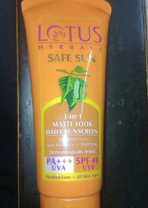 Lotus 3 In 1 Mate Look Sunscreen