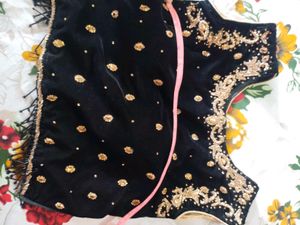 😘Beautiful Crop Top For Women😘