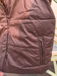 Women used sleeveless jacket