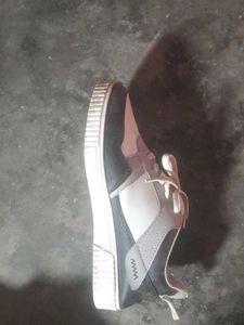 Stylish Grey &amp; White Sneakers