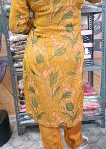 Beautiful Musterd Colour Suit