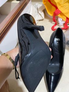 Zara Black Patent Pointed Heels